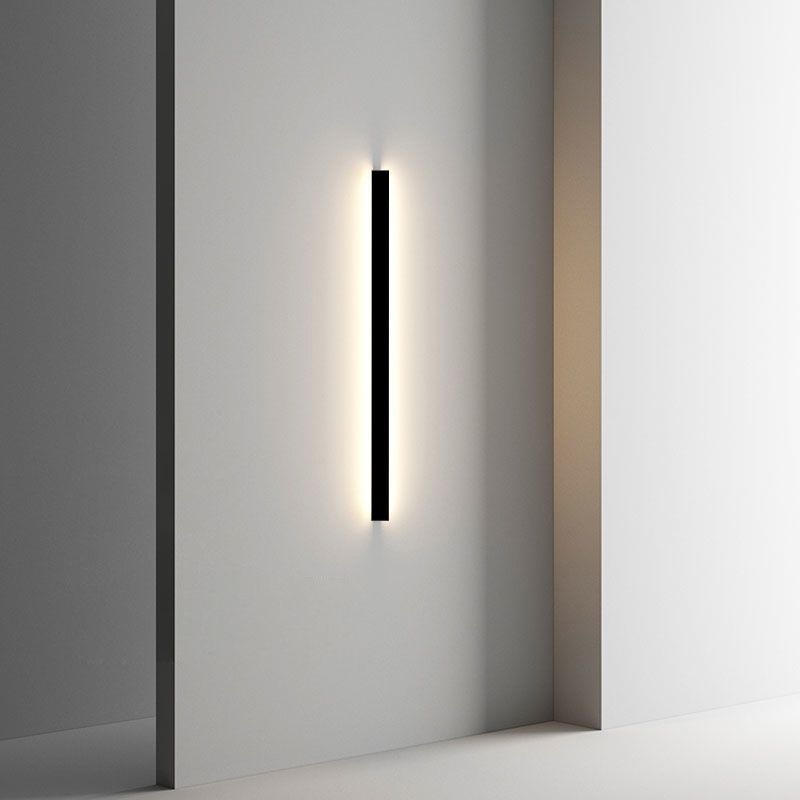 Simplicity Linear Sconce Light Metal 1 Light Wall Lamp in Black