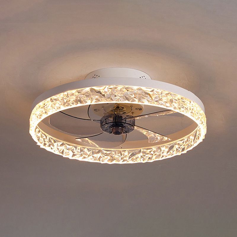 Modern Style Round Shape Fan Light Metal LED Flush Mount Light for Bedroom