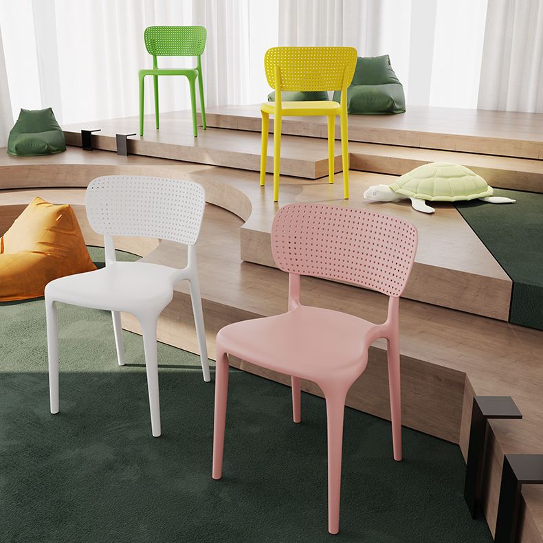 Contemporary Plastic Open Side Chair Stacking Study Room Dining Chair With Matte Finish