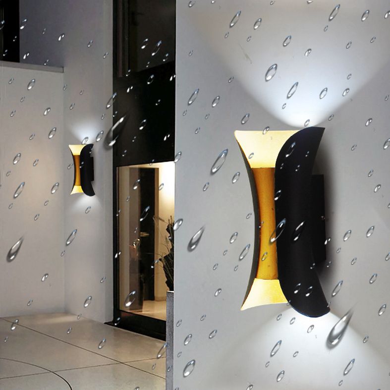 Moderne schwarzgold-wandleuchte LED 2 leichte Wandgewaschenlicht für den Hausgarten