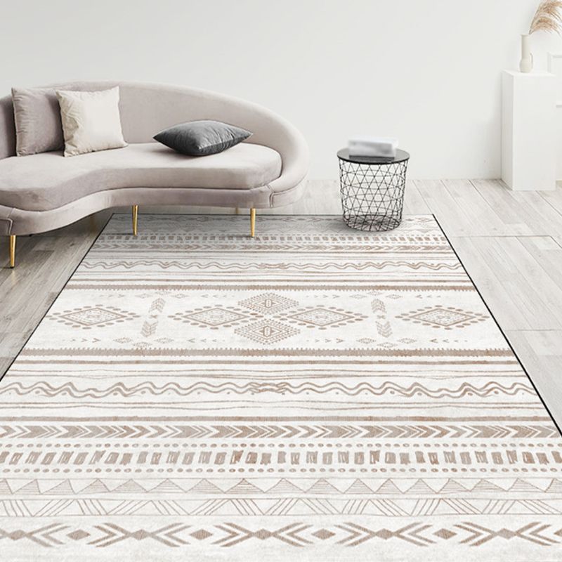 Beige Modern Rug Polyester Pattern Rug Non-Slip Backing Rug for Living Room