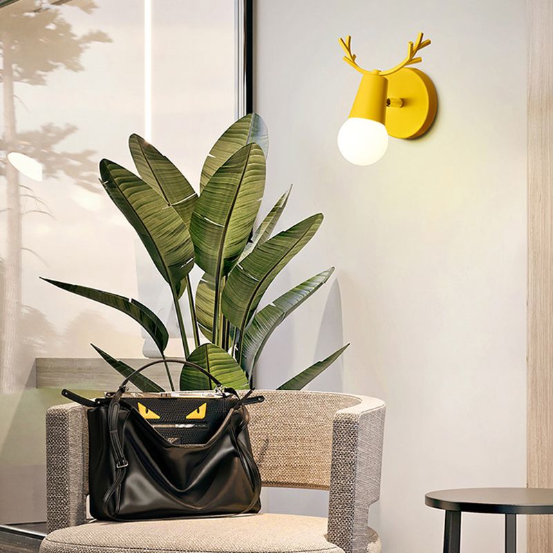 Modern Style Geometric Wall Mounted Lamps Metal 1 Light Wall Light Sconces