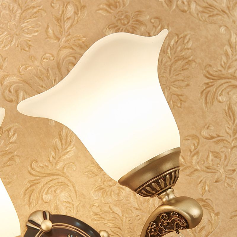 Brass Scalloped Sconce Light Modern Metal 1/2 Lights Indoor Wall Mounted Lamp with Crystal Drop
