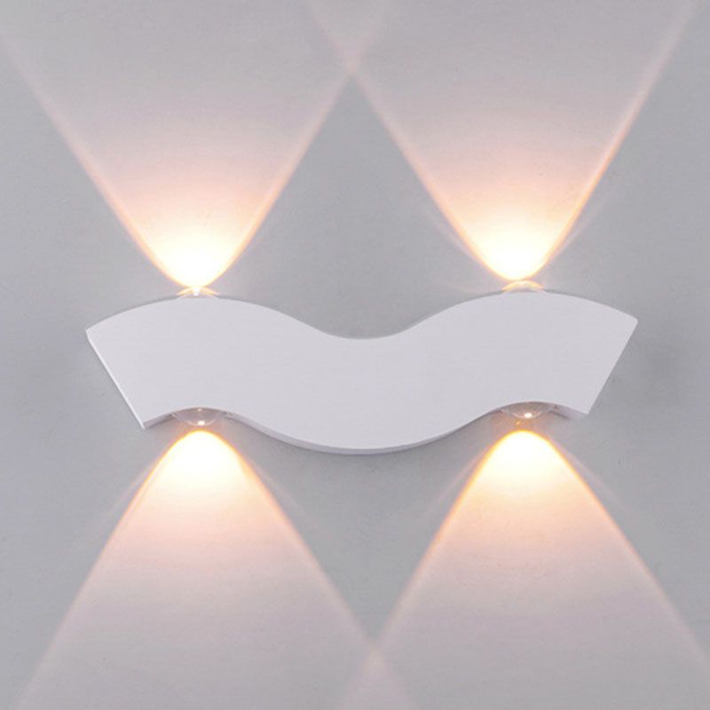 Weiße geometrische LED -wasserdichte Wandlampe in modernen kreativen Lack Aluminium Wandlampe