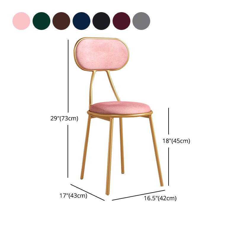Silla lateral tapizada de diseño nórdico con respaldo abierto