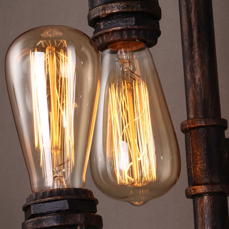 Pipada de agua de hierro Luz de pared retro 2 Bulbos accesorio de iluminación de pared del restaurante con mango de válvula en óxido