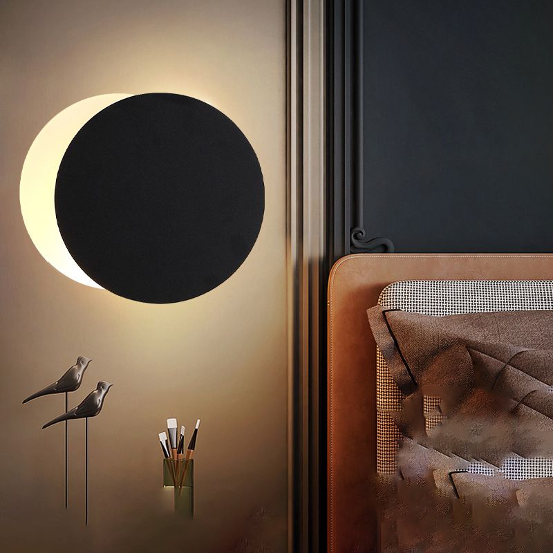 Lampada a parete rotabile circolare in stile moderno in ferro da stiro a led da parete con ombra acrilica