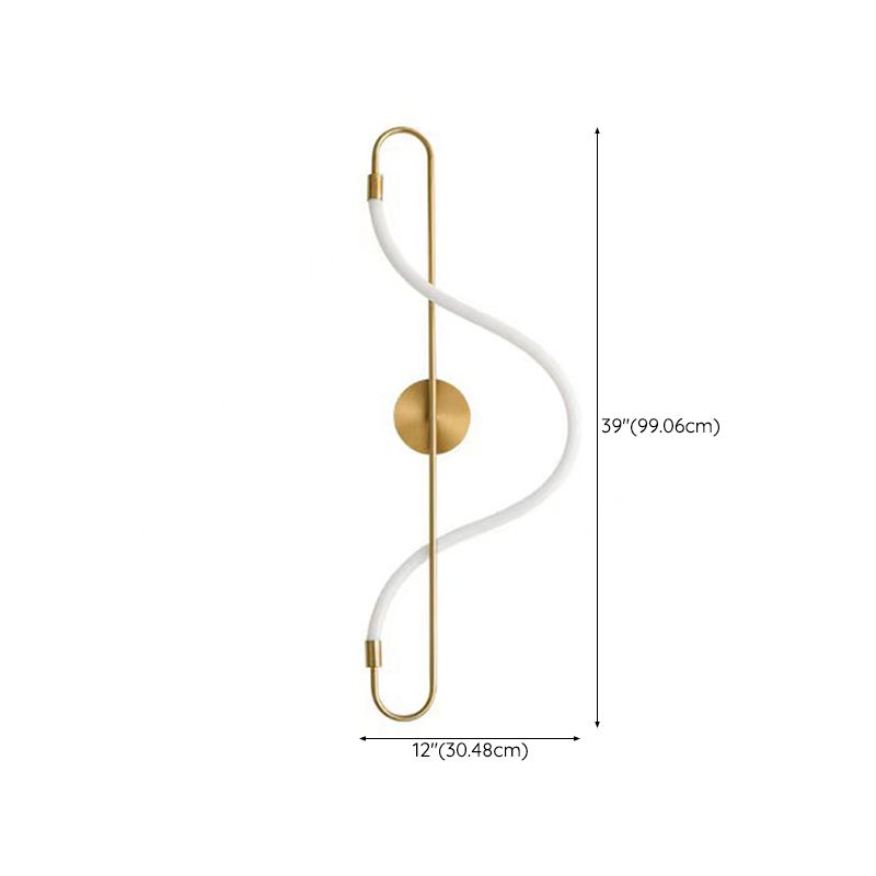 Linear Shape Metal Wall Light Modern Style 1-Light Wall Mount Lighting in Gold