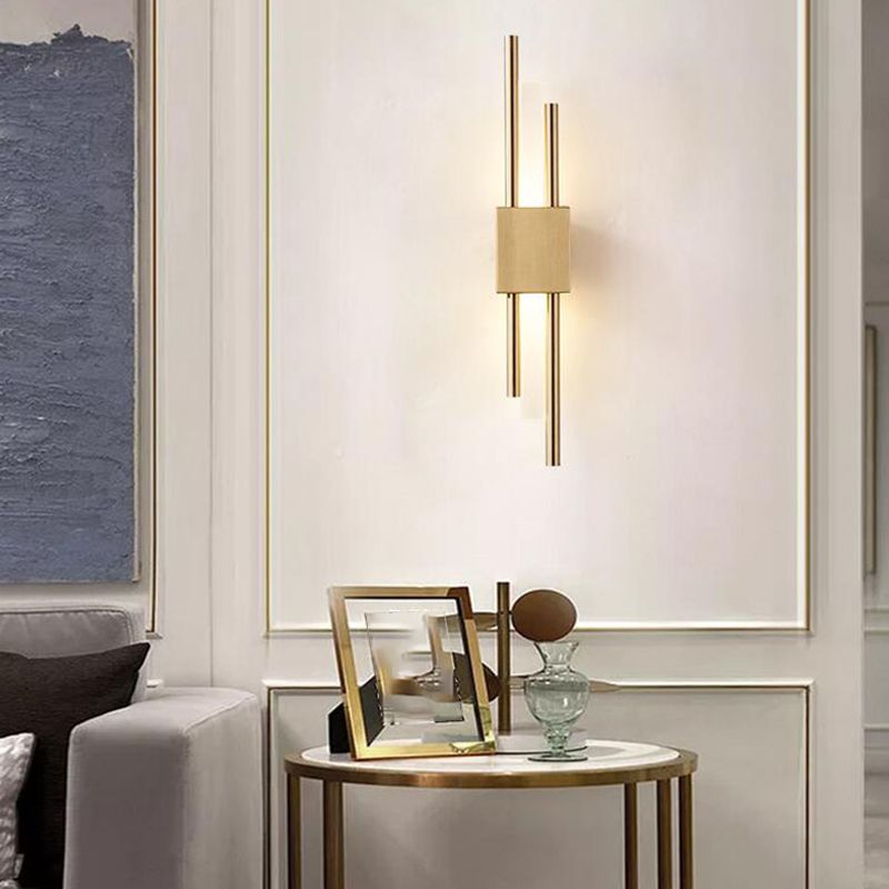 Modern Gold Metal Wall Lighting Fixtures Acrylic Shade Wall Lamp for Bedroom