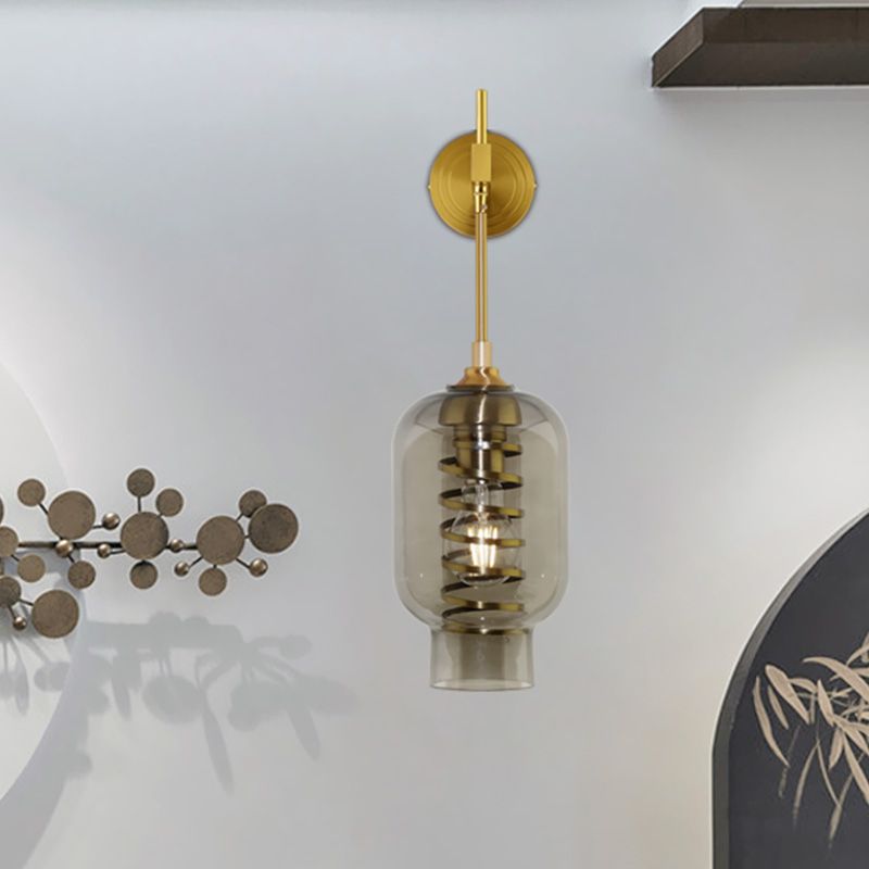 Lanterne fumée en verre gris éclairage mural postmoderne 1 application de lampe murale en laiton en laiton pour le salon de thé