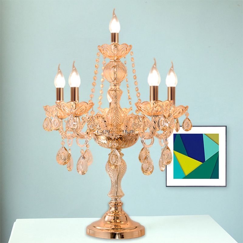 5/6 têtes Candelabra Table Light Traditional Gold Crystal Droplets Tablette de nuit avec / Sans nuance de tissu de cloche blanche