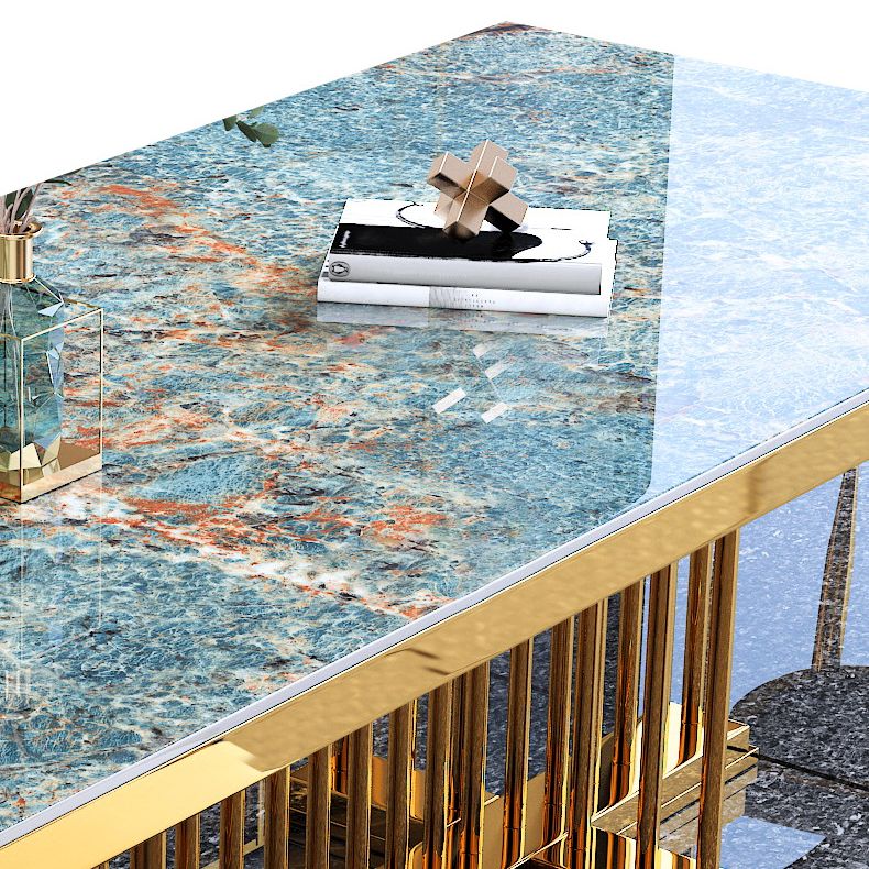 Luxe gesinterde stenen bovenste eettafel in blauwe rechthoektafel met gouden metalen voetstuk