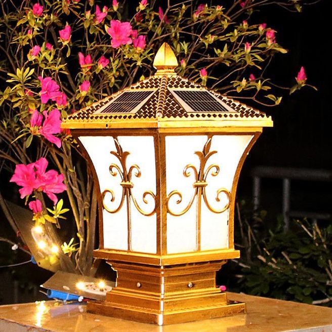 Modern Outdoor Lamp Minimalist Solar Lamp with Acrylic Shade for Backyard