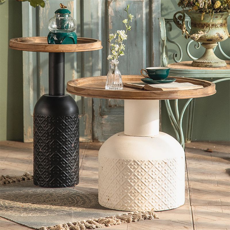 Wood Pedestal Side Table Rustic Round End Table in Distressed Finish