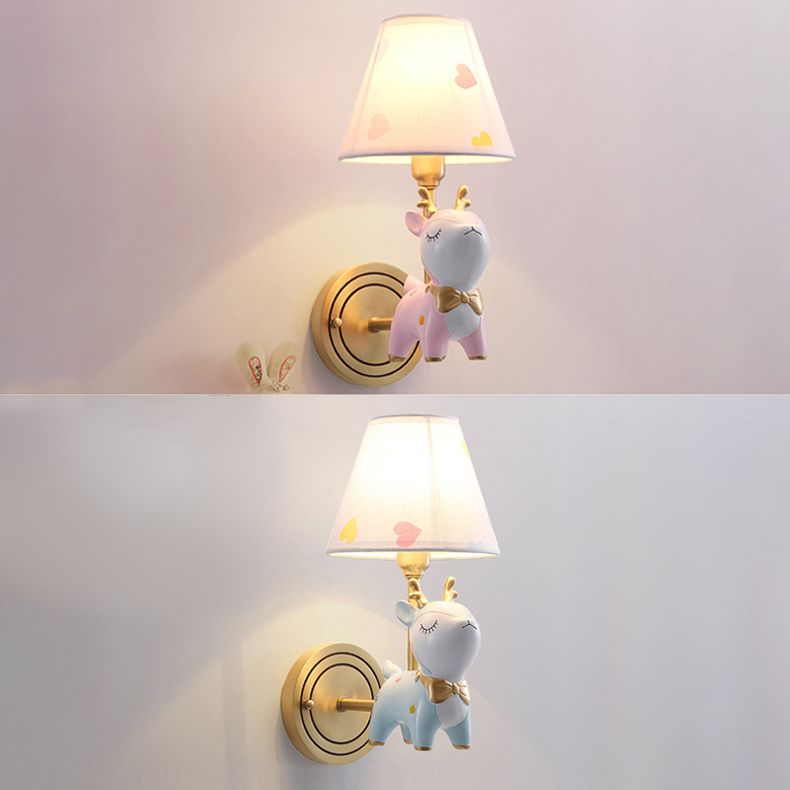 Geometrische wandwandeling Kinderstijl Metalen wandmontage Lichtmontage met stofschaduw