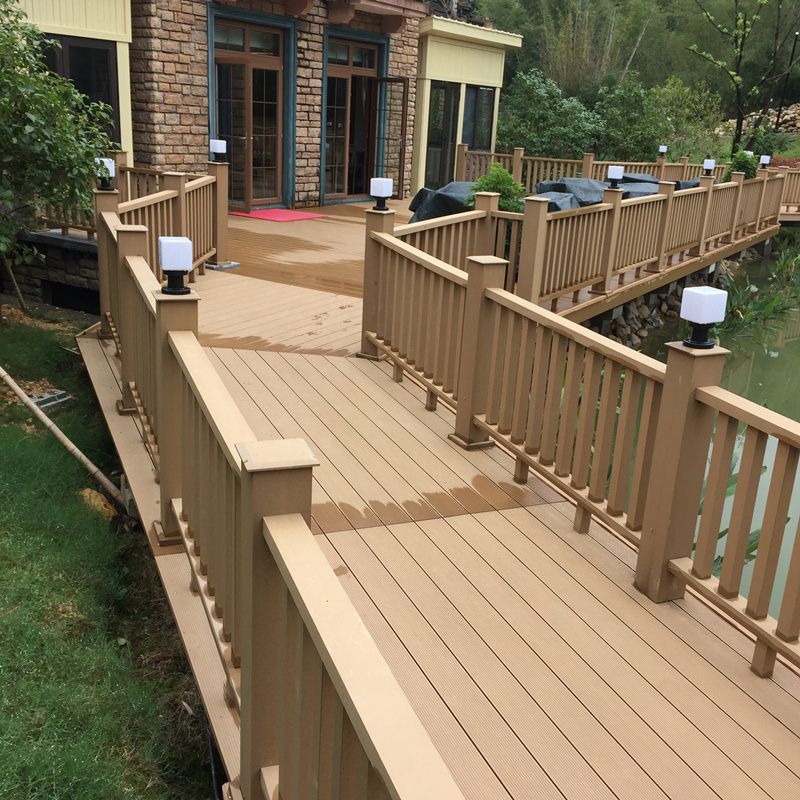 Modern Plastic Wood Laminate Scratch Resistant Laminate Plank Flooring for Outdoors