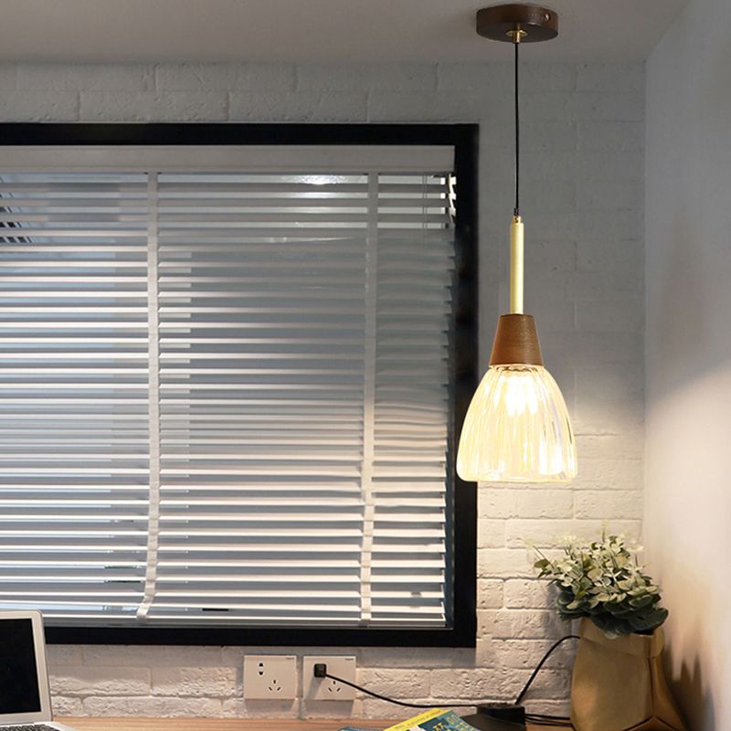 Salle à manger suspendue lampe nordique en noyer en bois clair avec une petite teinte en verre