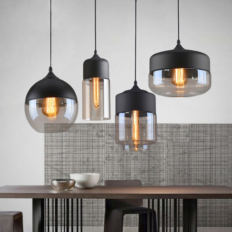 Lumière suspendue géométrique à 1 lumière dans le pendentif en fer forgé industriel de style vintage avec une teinte en verre