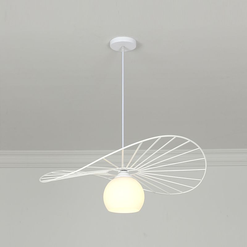 Pendentif en forme de chapeau en fil métallique minimaliste de 1 tête de tête de tête avec une teinte en verre pour le salon