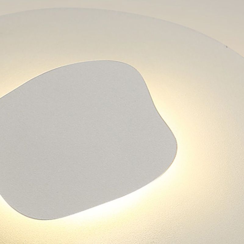 LED Modern Metal Flush Mount Geometric Shape Ceiling Light for Bedroom