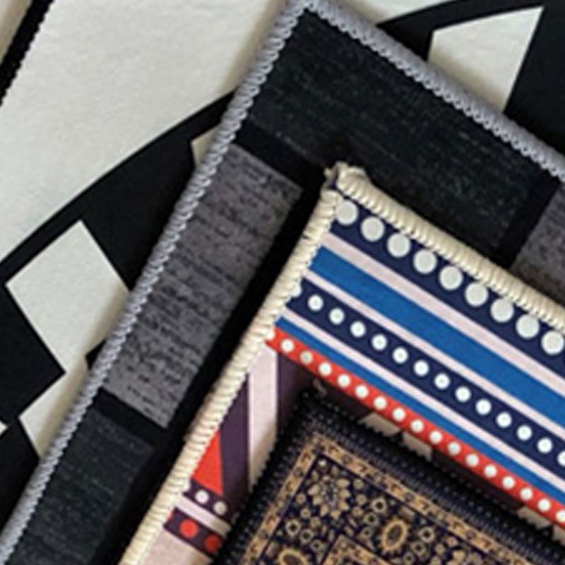 Brown Checkerboard Carpet Polyester Modern Carpet Non-Slip Backing Carpet for Drawing Room