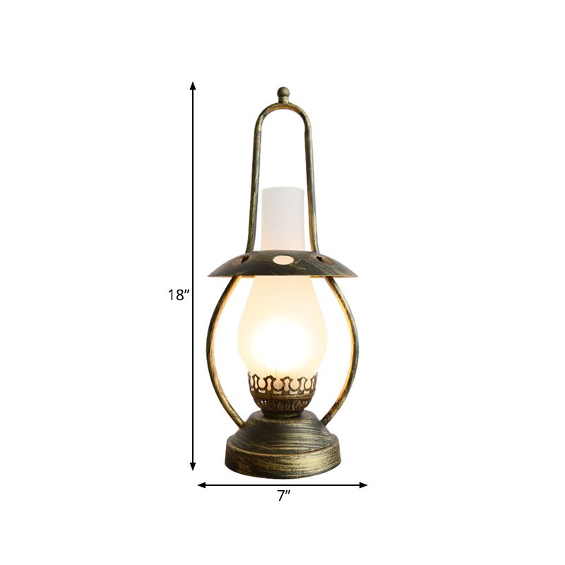 Lampe de bureau à 1 tête, finition en laiton, lanterne industrielle en verre blanc, lampe de table métallique avec base en métal