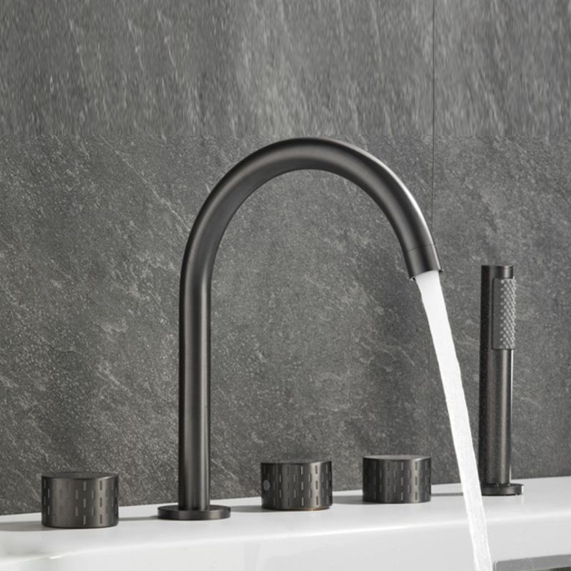 Traditional Deck Mounted Metal Tub Filler Three Handles Faucet