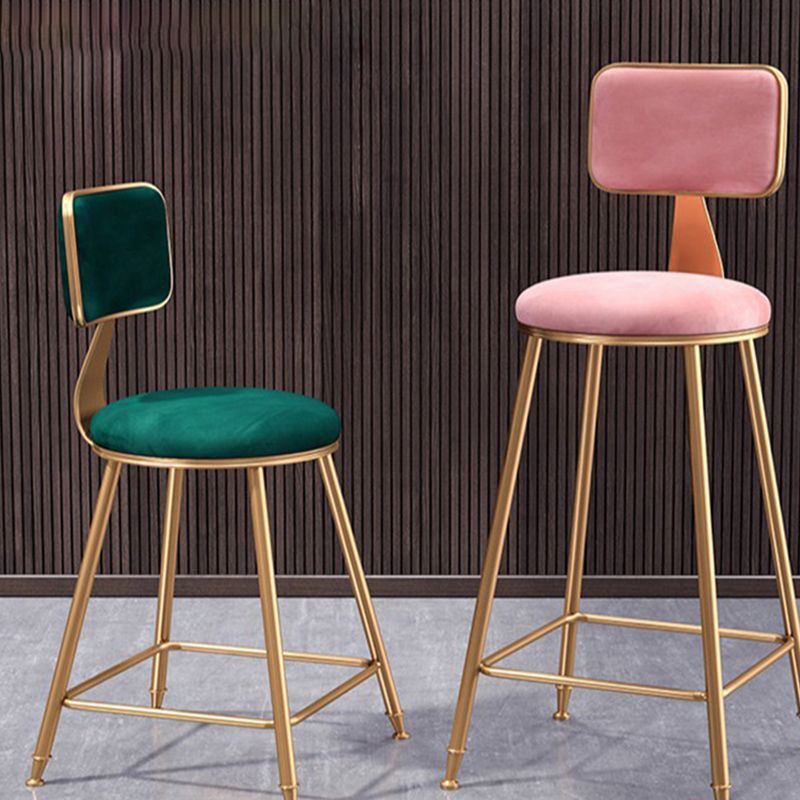 Glam – tabouret de comptoir sans accoudoirs, tabouret de bar en fer avec coussin en daim