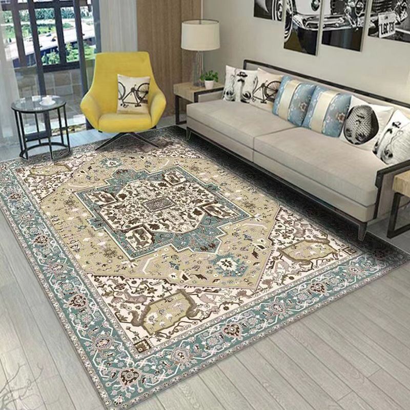Bohemian Tribal Totem Rug Retro Polyester Indoor Rug Stain Resistant Carpet for Living Room