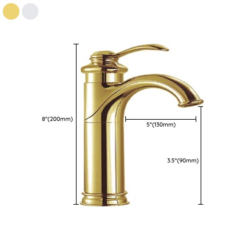 Traditional Wide Spread Bathroom Faucet 1 Lever Handles Lavatory Faucet