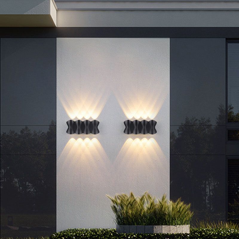 Zwarte geometrische LED -wandlamp in moderne beknopte aluminium outdoor waterdichte wandwandeling