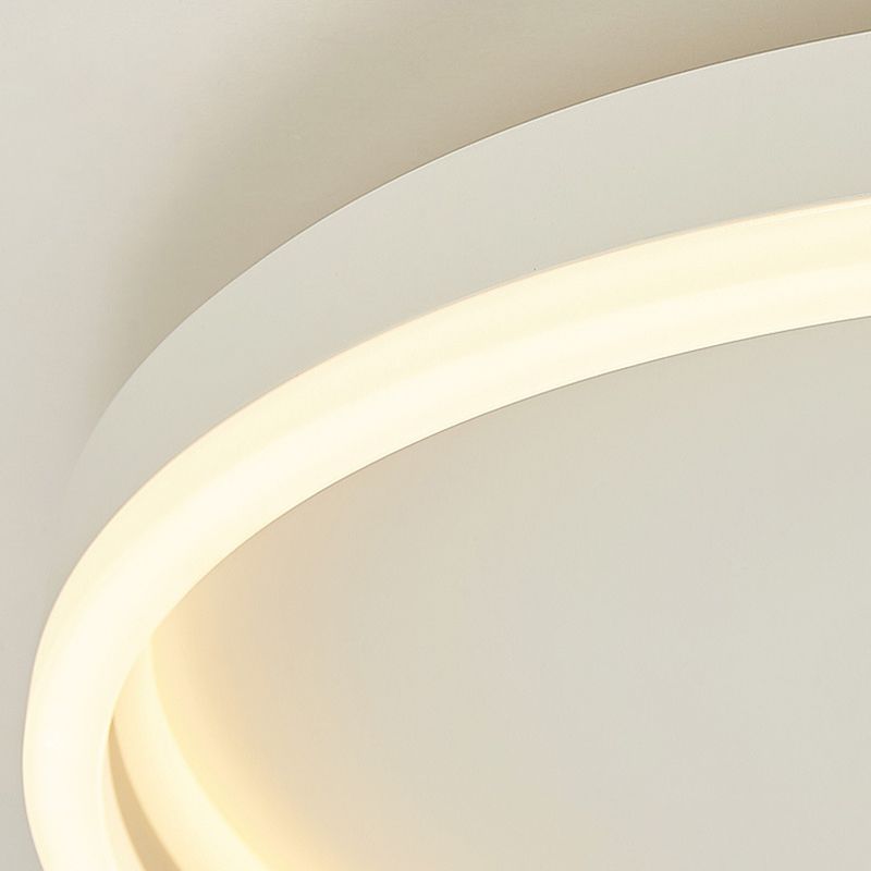 Round Shape Flush Mount Lighting Modern Flush Mount in White Finish