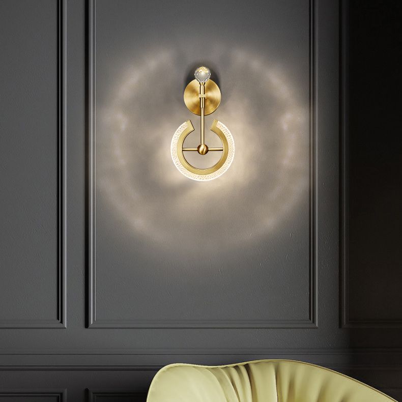 Lámparas de pared de oro contemporáneas Lámpara de montaje de pared acrílico de 1 luces para dormitorio