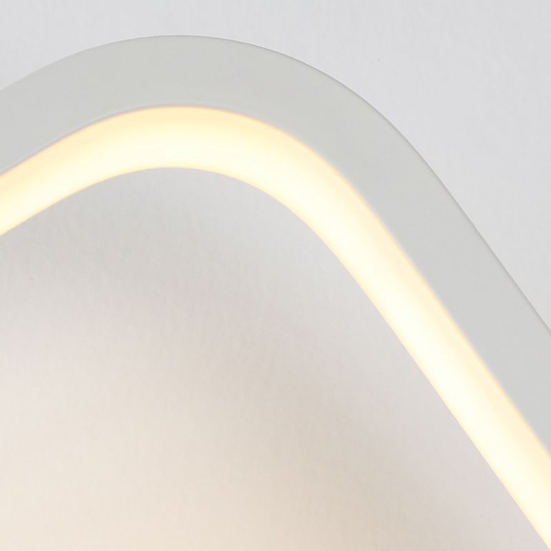 Geometric Wall Lighting Contemporary Metal Wall Sconce in White