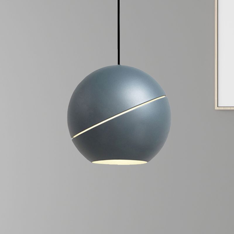 Schwarz/Zinnscheibe geschnittene Kugel Hängende Leuchte einfache Style 1 Light Metallic Anhängerlampe für Wohnzimmer