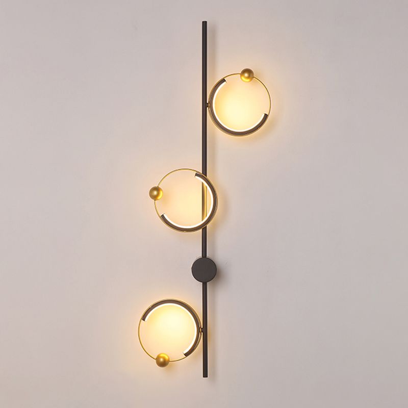 Nordic Style Wall Light Circle Shape LED Wall Lamp with Acrylic Shade for Bedroom