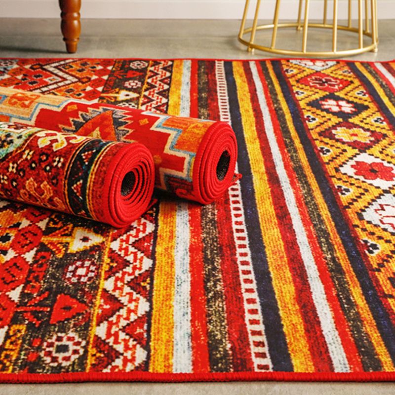 Boho-Chic Stripe Printed Rug Multi-Colored Polyster Area Rug Anti-Slip Backing Pet Friendly Area Carpet for Living Room