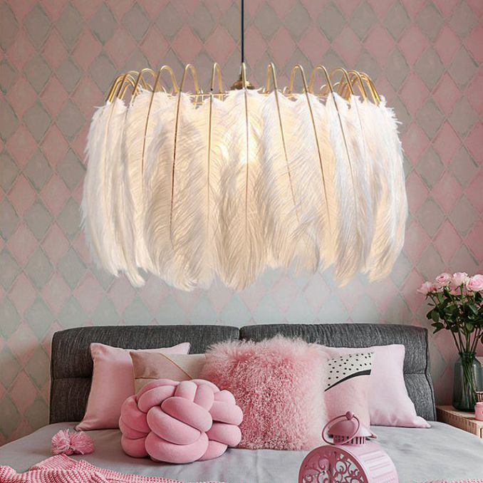 Ostrich Feather Ceiling Chandelier Modern Creative White Hanging Ceiling Light for Girl Bedroom