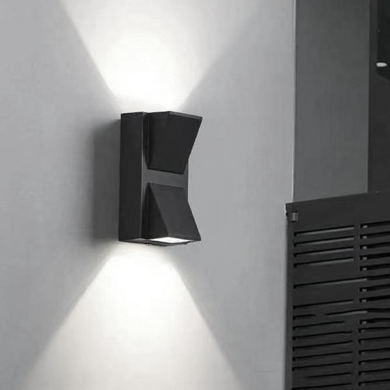 Geometric Wall Mounted Lamp Contemporary Metal Wall Lighting Idea