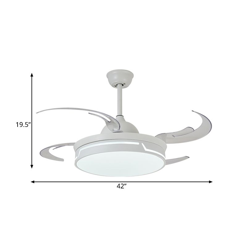 Metaalwitte plafondventilator Lamp Cirkel 42 "W LED Modernism Semi Flush Mount Light Watle voor slaapkamer, 8 bladen