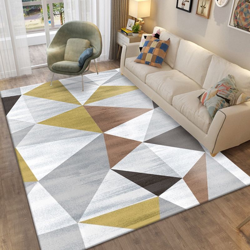 Brown Modern Indoor Rug Polyester Geometric Rug Non-Slip Backing Rug for Home Decoration