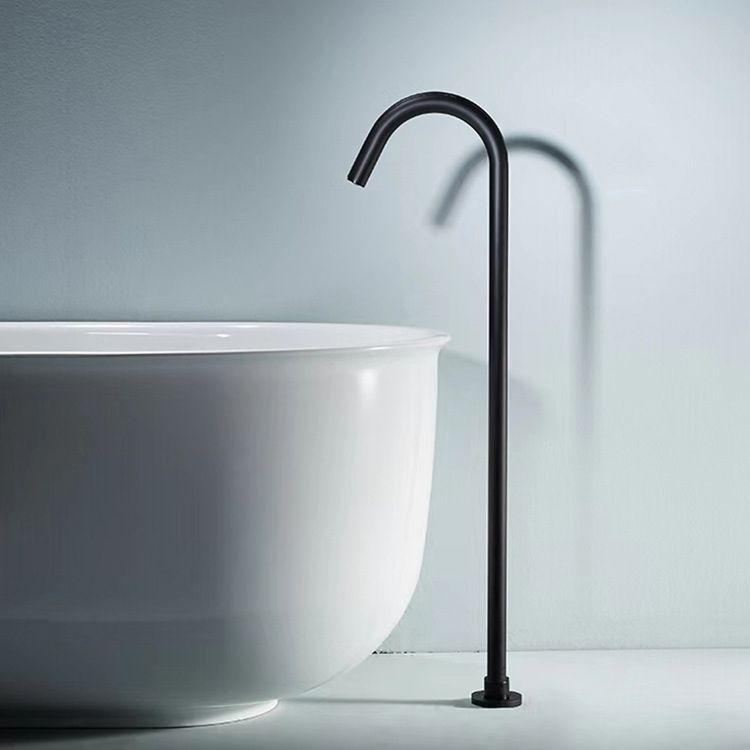Modern High Arc Faucet Floor Mounted Freestanding Tub Filler with Risers