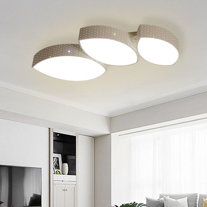 Minimalist 3-Leaf Ceiling Mounted Light Metal Living Room LED Flush Lamp Fixture in White