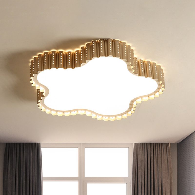 Square/Flower/Rectangle Flush Mount Light Modern Iron Gold LED Flushmount Ceiling Lamp in Warm/White Light with Circle Cutouts