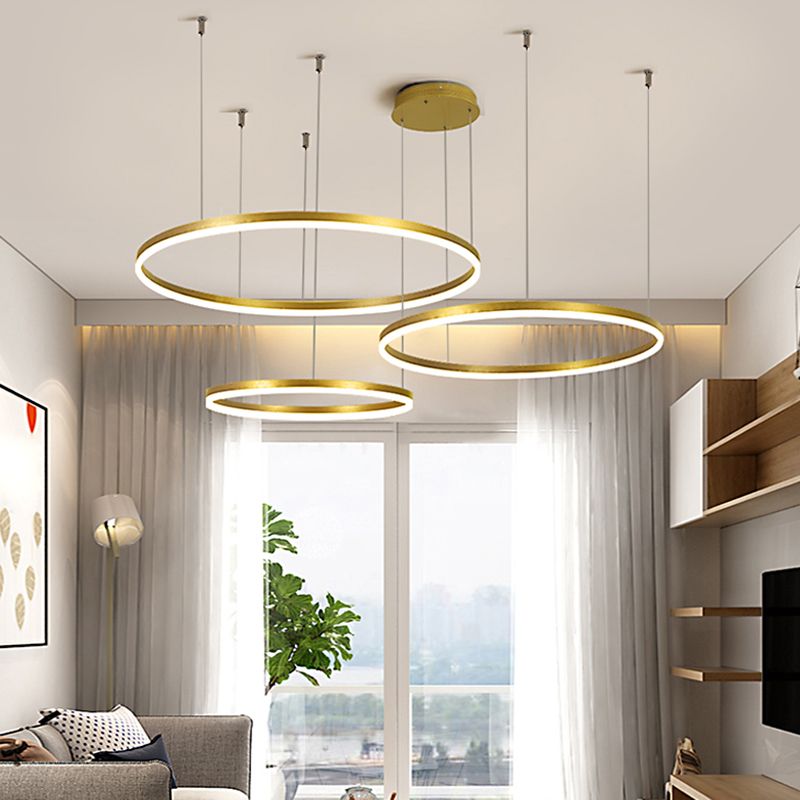 Luce il lampadario a cerchio a livello a cerchio Luce a led a led acrilico in oro