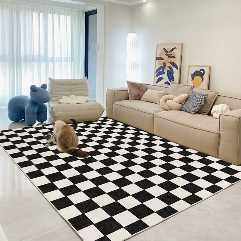 Contemporary Checkered Pattern Carpet Polyester Indoor Rug Pet Friendly Area Rug for Home Decoration
