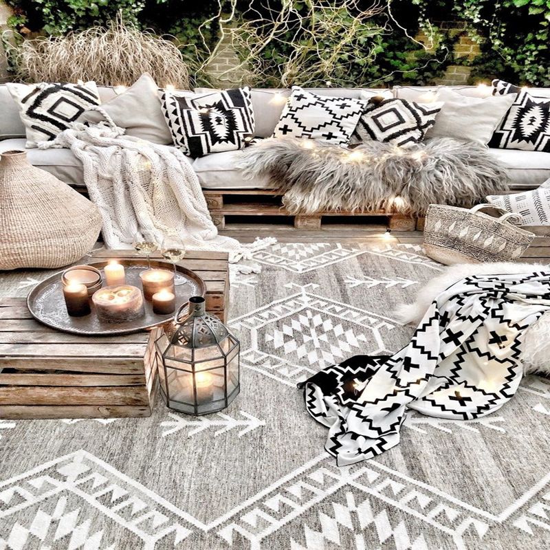 Distressed Native American Rug Classic Tribal Print Carpet Non-Slip Backing Rug for Home Decor