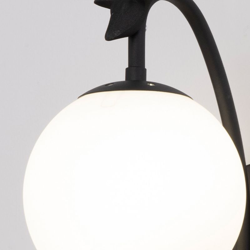 Lámpara de lámparas de apliques de pelota de vidrio de estilo simple Lámpara de pared de asta de una cabeza para dormitorio
