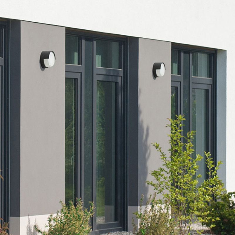 Geometrische Form Metallwandbeleuchtung moderner Stil 1 Lichtwandmontierte Beleuchtung in Schwarz