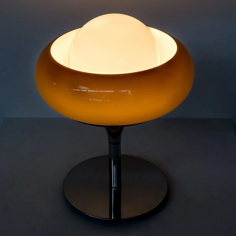 Lampada da tavolo a forma di bocciolo in vetro marrone chiaro Lampada da notte contemporanea con 1 lampadina con finitura cromata per soggiorno